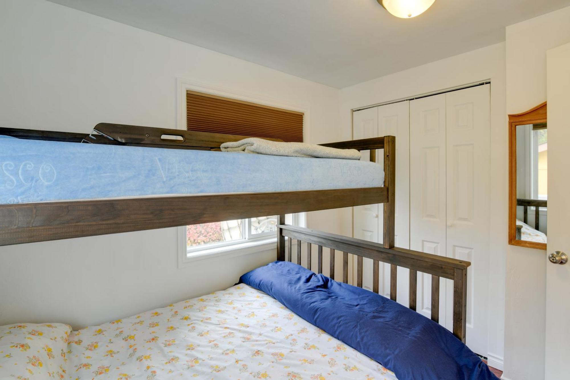 Cozy Anchorage Retreat Less Than 4 Mi To Downtown! Exterior photo