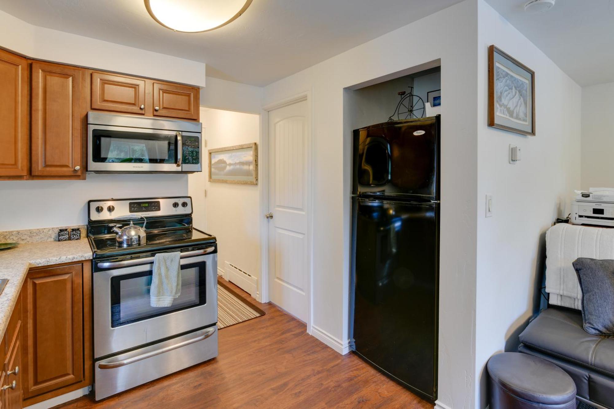 Cozy Anchorage Retreat Less Than 4 Mi To Downtown! Exterior photo